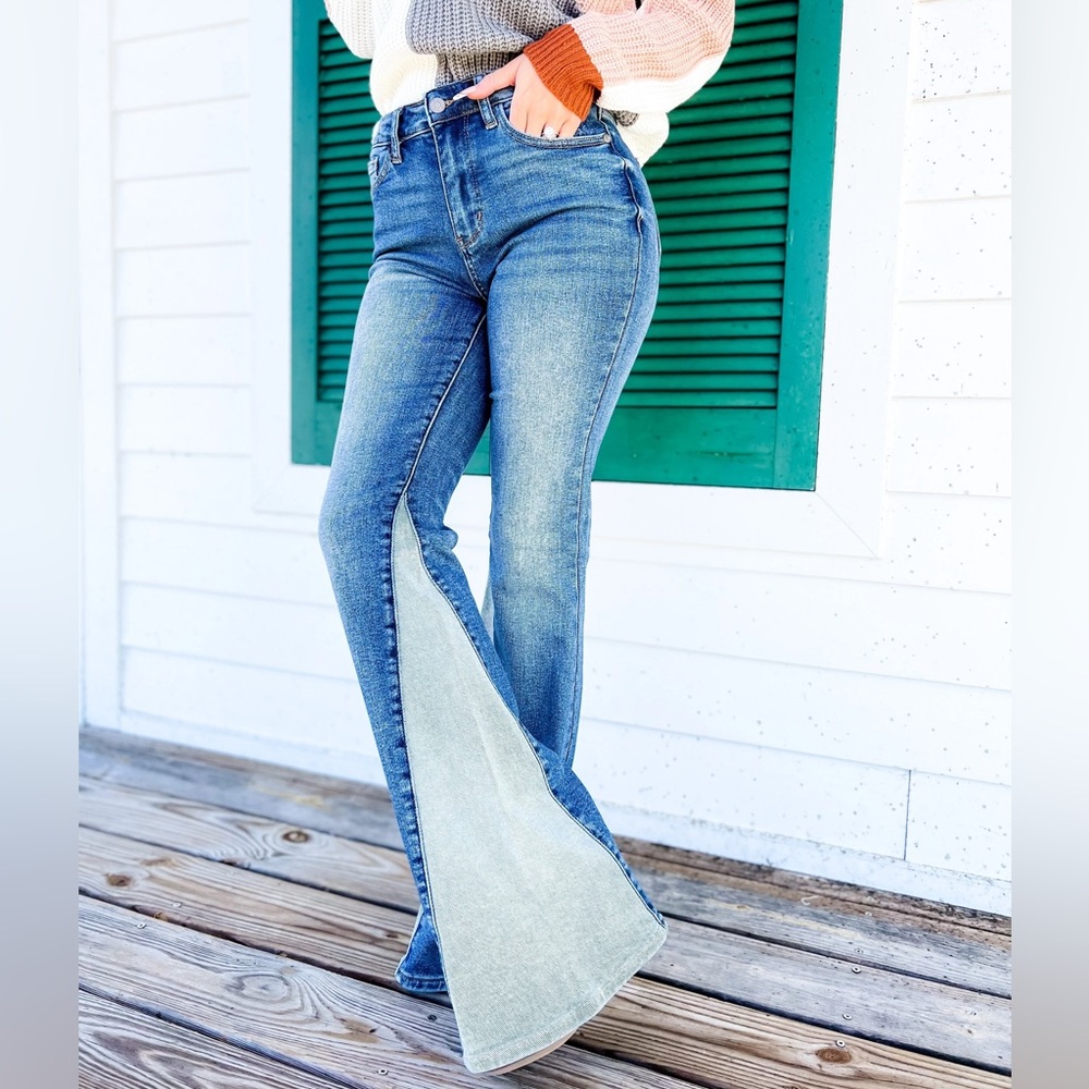 Judy Blue flare jeans 13/31